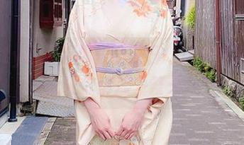 让Arty亚缇带你领略夏日：这组壁纸与原图让你清凉一整天！