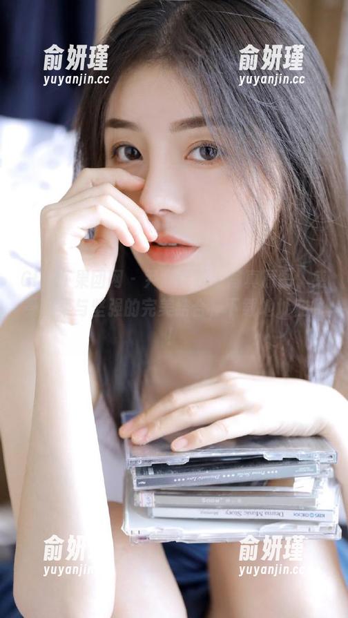 GIRLT果团网 - 尹意纯护士写真原图，感受温柔与坚强的完美结合，下载地址在此！