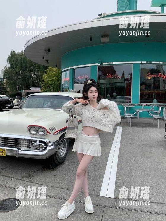 HuaYang花漾 - 享受夏日阳光：Cris_卓娅祺比基尼精选美图集锦