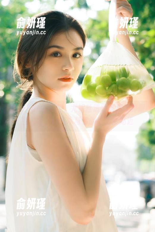 HuaYang花漾 - 尤妮丝透明系列写真原图合集，让艺术与你的生活更贴近