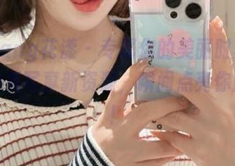 HuaYang花漾 – 专属你的美丽时刻!李可可油亮写真新资源,瞬间点亮你的生活!