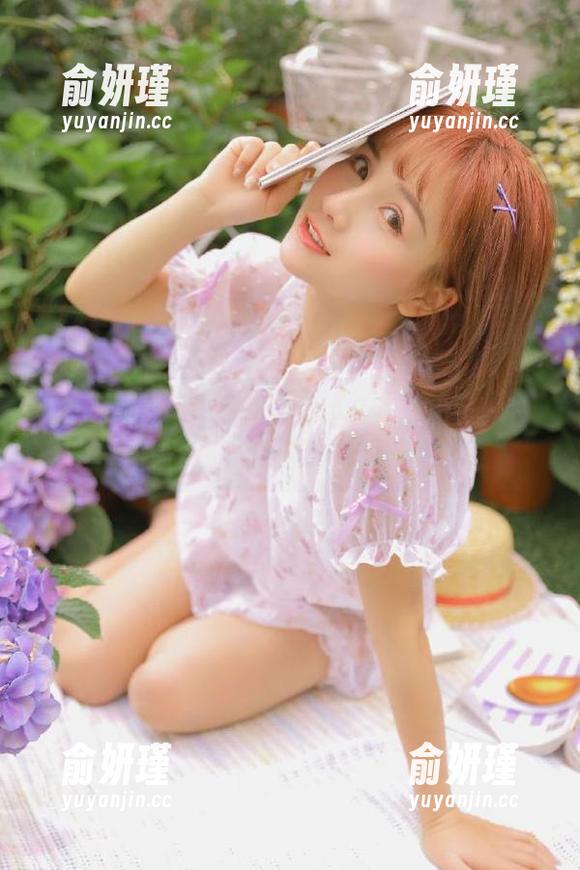 IMiss爱蜜社-小狐狸Kathryn IMiss爱蜜社 - 小狐狸Kathryn的眼镜作品,丰富写真资源让你一目了然