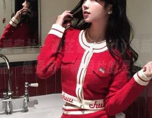 IMiss爱蜜社 – 谢芷馨Sindy最新肉丝写真作品，感受每一幅图片的灵动与情感