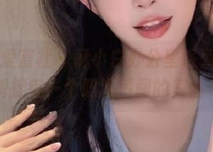 IMiss爱蜜社 – 酥小白办公室系列套图,高清捕捉每一个职场瞬间的美丽与智慧
