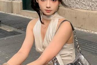 Kimoe激萌文化 – 万圣节来临！秋画之应的私拍写真展现令人惊艳的恐怖魅力