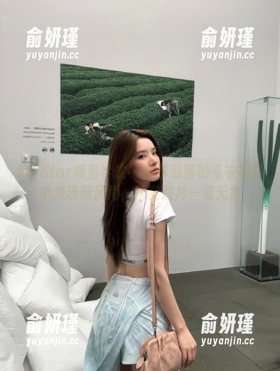 MFStar模范学院-慕羽茜 MFStar模范学院 - 在慕羽茜的毛衣写真中发现新风尚,精美照片一览无余