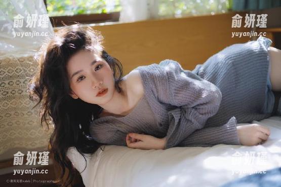 MFStar模范学院-许诺Sabrina MFStar模范学院 - 许诺Sabrina的长腿写真作品,带你感受美图中的无限可能
