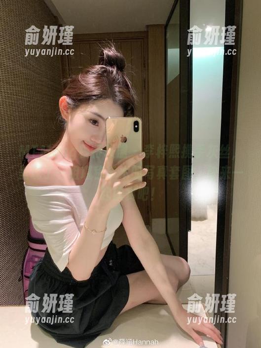 MTMeng模特联盟-李梓熙 MTMeng模特联盟 - 李梓熙携手灰丝,呈现了一组堪称艺术的写真套图,快来一起欣赏吧!