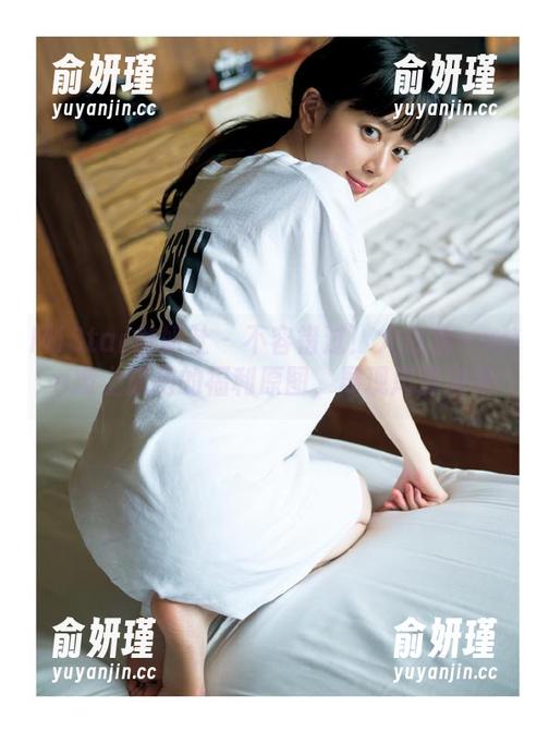 MiStar魅妍社 - 不容错过！大白兔emma披上旗袍的福利原图，展现风姿绰约