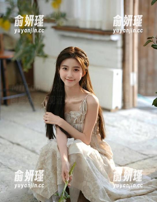MiiTao蜜桃社 - 雪梨sherry短裤作品图库分享，见证她完美展现青春活力的瞬间