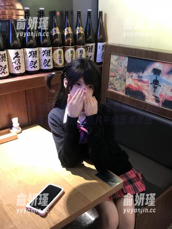 MintYe薄荷叶 - Sukki与和服的华丽邂逅：探寻她原图与照片中的艺术灵感