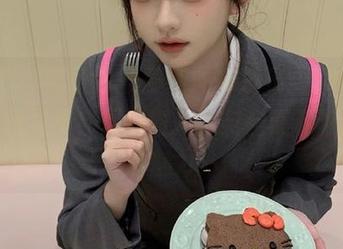 MyGirl美媛馆 – 最新图库发布：Love陆瓷短裙写真，展现时尚人与自然和谐共生的魅力！