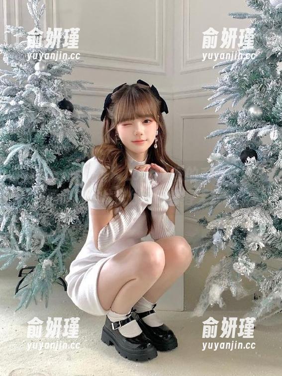 MyGirl美媛馆-Love陆瓷 MyGirl美媛馆 - Love陆瓷的毛衣时尚大片:原图与照片带你领略青春无敌的气息