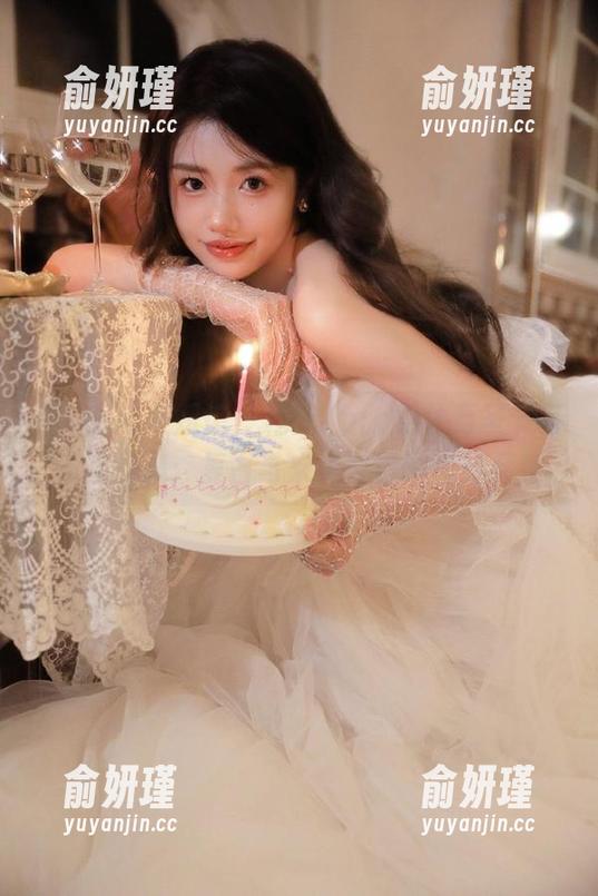 MyGirl美媛馆-Toro羽住 MyGirl美媛馆 - 精选Toro羽住万圣节写真作品集:复古与未来交错的鬼魅灵感