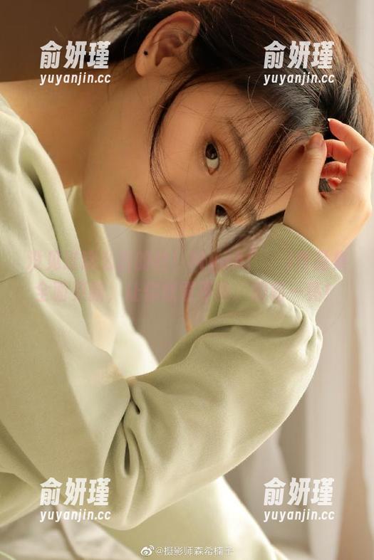 没见过这么白的丝！MyuA(뮤아)作品集全面更新，让你欲罢不能、眼前一亮！