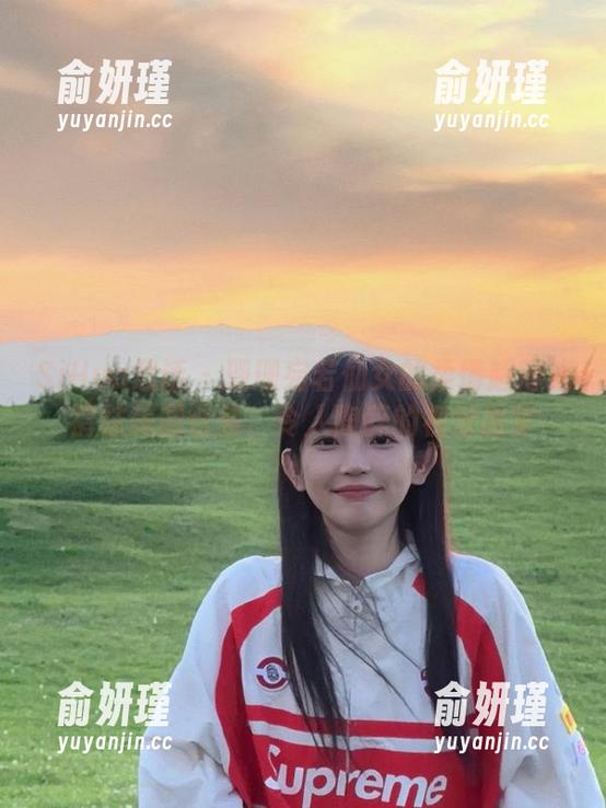 SiHua思话 - 珊珊宛若仙女的柔情超薄连裤袜美图合集，令人陶醉的视觉盛宴