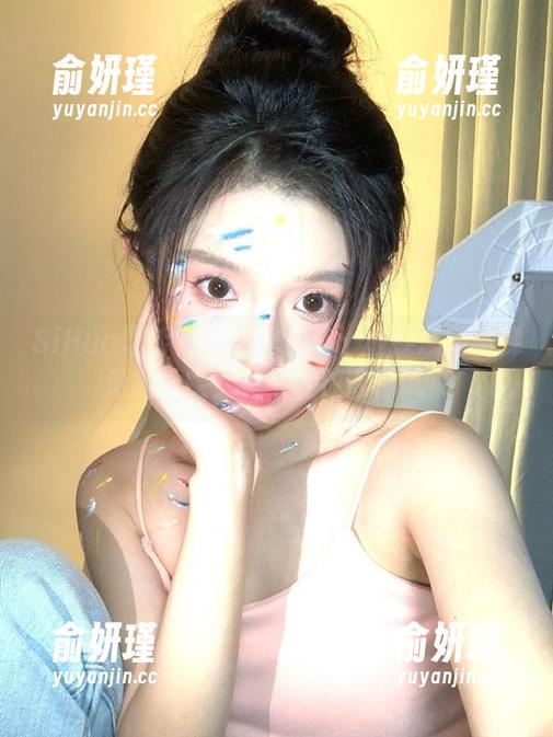 SiHua思话 - 高清作品集：筱蝶演绎楼梯道的学院女神，绽放青春风采