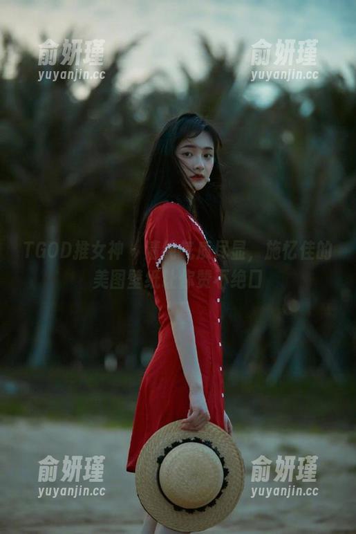 TGOD推女神 - 清纯气质尽显，施忆佳的美图壁纸让你赞不绝口