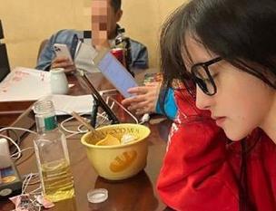 TouTiao头条女神 – 王一涵全新写真作品，免费分享她的姐姐风格照片