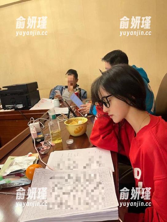 TouTiao头条女神-王一涵 TouTiao头条女神 - 王一涵全新写真作品,免费分享她的姐姐风格照片