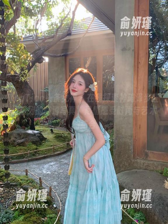 TouTiao头条女神 - 在线探索神琦泽步红裙系列的高清写真，尽情感受时尚与艺术的结合