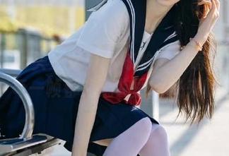 TouTiao头条女神 – 陈怡曼超萌美腿高清图集:每一帧都充满绚丽,快来收集吧!
