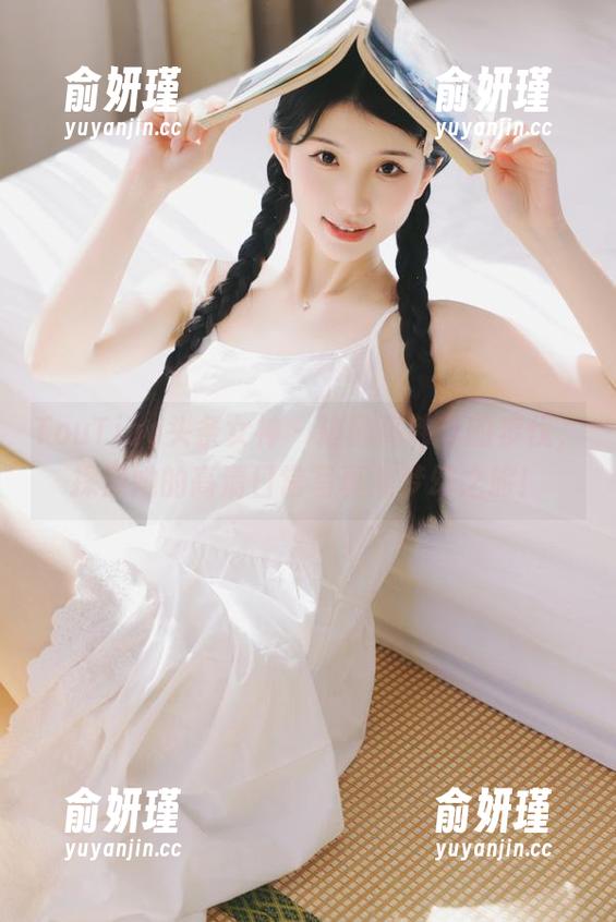 TouTiao头条女神 - 追随高韩菲的步伐，探索她的高清日常写真集梦幻之旅！