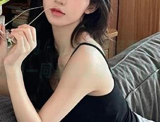 UGirls尤果网 – 孟狐狸泳装秀场,原图与套图一同呈现璀璨夏日气息