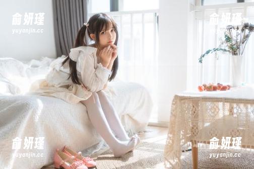 UGirls尤果网 - 让你欲罢不能的孟狐狸秘书写真，快来收藏这组绝美图片资源吧！
