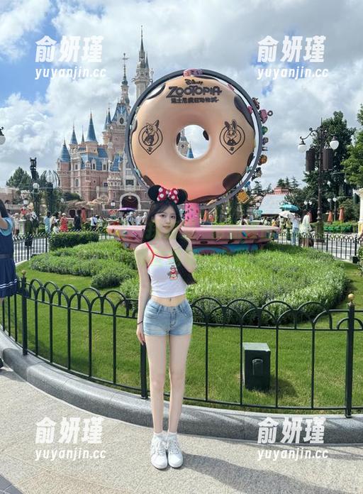 UGirls尤果网-温鈊怡 UGirls尤果网 - 探索温鈊怡姐姐的精彩免费写真,尽情捕捉她每一个甜美微笑!