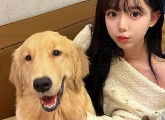 UGirls尤果网 – 浸入诗朵雅的制服之美,尽享她每一幅作品带来的视觉盛宴!