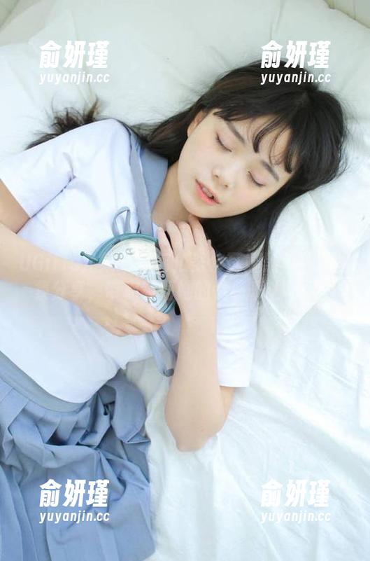 UGirls尤果网-阿依努尔瓦娅 UGirls尤果网 - 阿依努尔瓦娅黑色艺术图集分享,带你领悟她的情感表达与风格