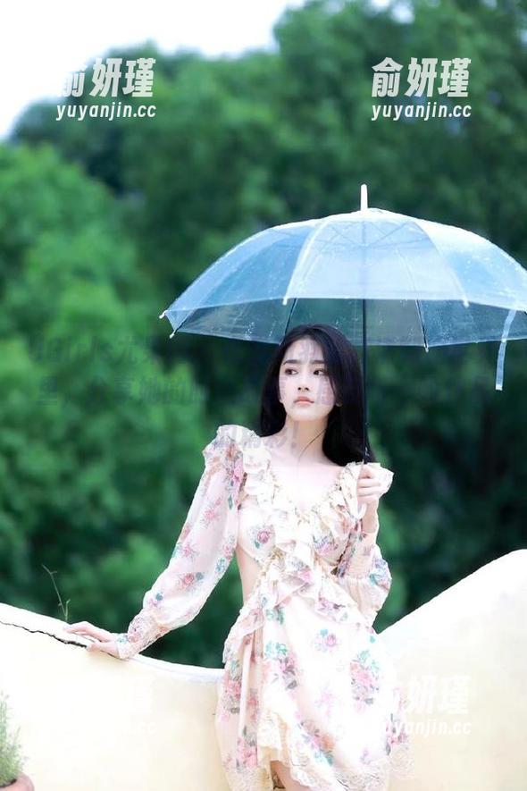 UGirls尤果网-黛斯羽 UGirls尤果网 - 在黛斯羽的高清制服世界里,分享她的时尚故事,感受每一幅作品的精彩!