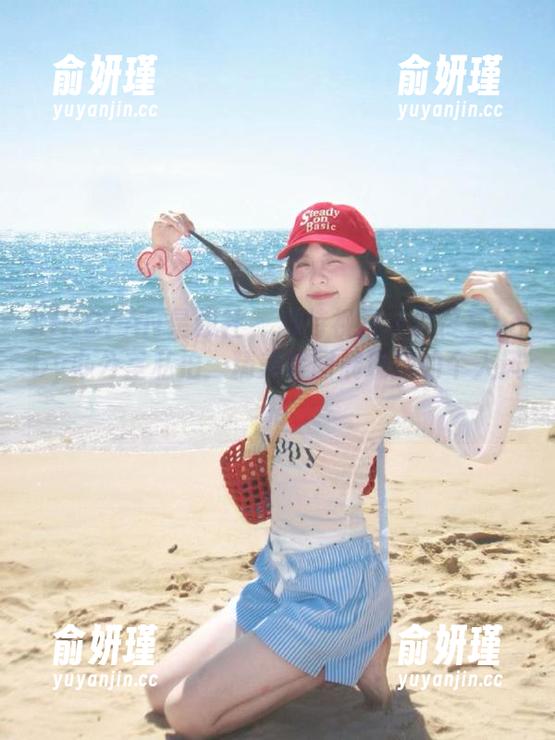 XINGYAN星颜社 - 独特视角下的佟蔓baby办公室私拍：精美套图展现她的个人风格