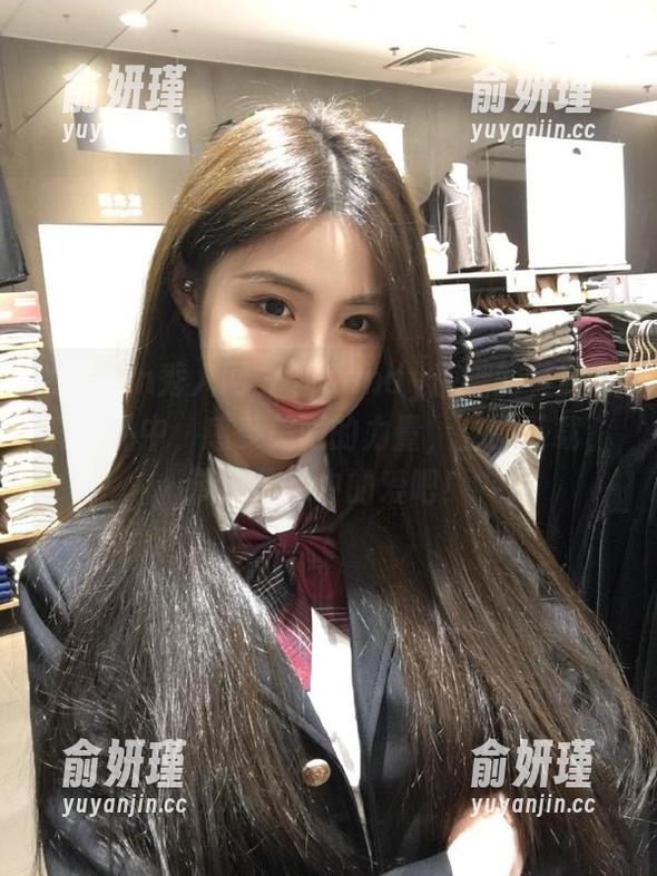 Xiuren秀人网-Candy糖糖 Xiuren秀人网 - 在Candy糖糖的美腿写真作品中,感受美丽的力量,立即下载,带走你心中的爱吧!