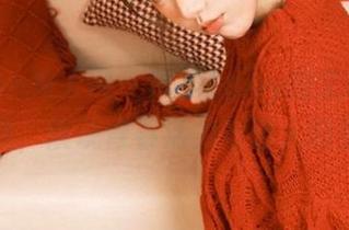 Xiuren秀人网 – M梦baby的定制睡衣写真，展现青春活力与迷人的氛围