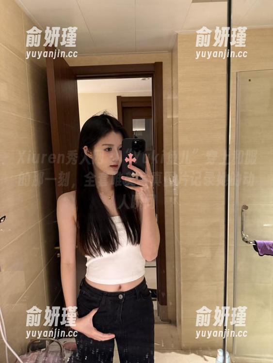Xiuren秀人网 - “Yuki鱼儿”穿上和服的那一刻，全套唯美写真图片记录她的动人瞬间