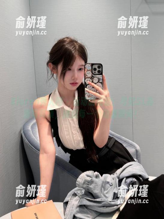 Xiuren秀人网-司妃SL Xiuren秀人网 - 运动的诗意:司妃SL高清写真集,捕捉每一个动感瞬间!
