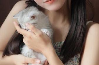 Xiuren秀人网 – 周jojobaby办公室日常的美图：通过照片展现生活的灵动与艺术感