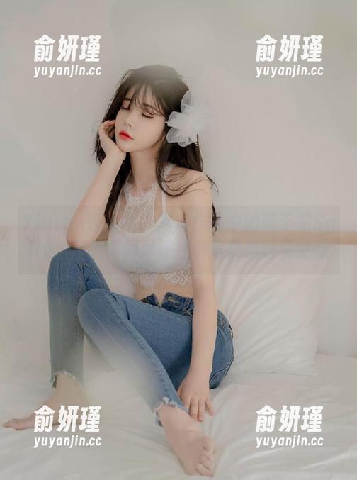 Xiuren秀人网 - 高清作品中的周于希Sally，可爱瞬间尽在经典写真风格中绽放