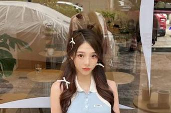 Xiuren秀人网 – 夏雪爱泳装写真,尽在这里免费获取,畅享夏季无限魅力!