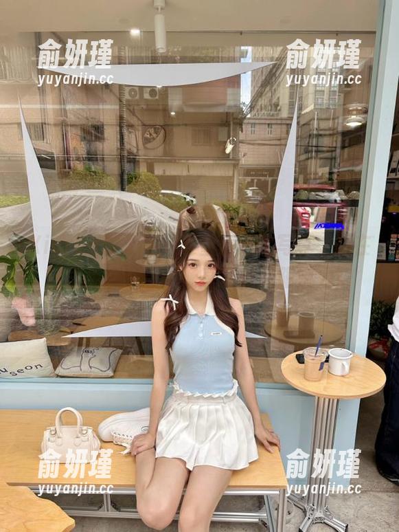 Xiuren秀人网-夏雪爱 Xiuren秀人网 - 夏雪爱泳装写真,尽在这里免费获取,畅享夏季无限魅力!