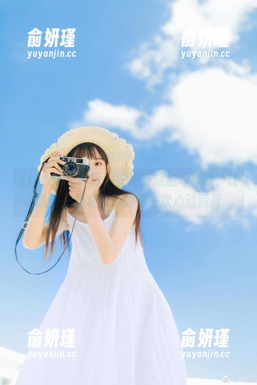 Xiuren秀人网 - 安沛蕾旅拍写真集，让我们一起观看她的每一次心动瞬间
