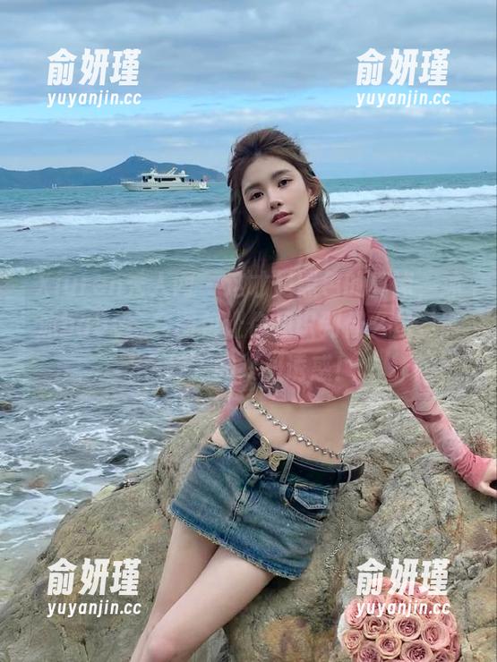 Xiuren秀人网 - 这才是黑色的真谛，沐沐baby全套图包让你见识到什么是‘黑色控’的终极诱惑！