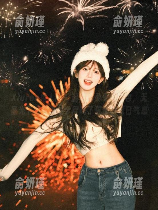 Xiuren秀人网-温柔的柔 Xiuren秀人网 - 温柔的柔夏天图包,无圣光下的写真美学展现了沉静的夏日气息