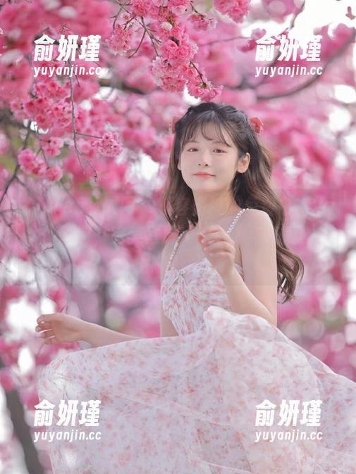 Xiuren秀人网 - 不容错过的免费白芷yy女仆图册，完美呈现她的魅力与气质，快来欣赏！