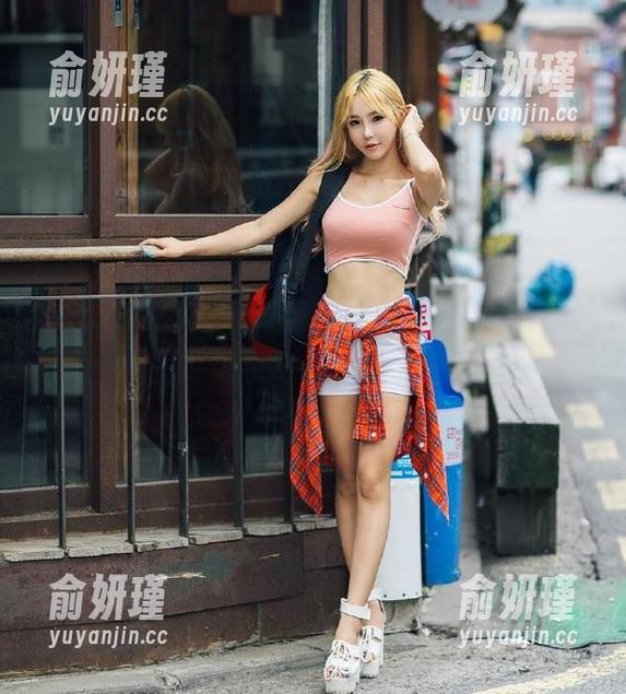 Xiuren秀人网-盼盼玉奴 Xiuren秀人网 - 逐梦瑜伽,盼盼玉奴写真图库记录每一个动人的瞬间