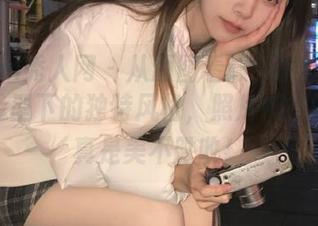 Xiuren秀人网 – 从原图看顾乔楠Cora：空姐造型下的独特风格，照片捕捉的瞬间真是美不胜收！