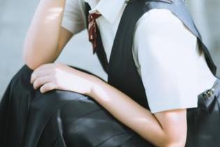 Xiuren秀人网 – 最新颖仪baby校园写真作品分享，探索女博主如何展现清新气质