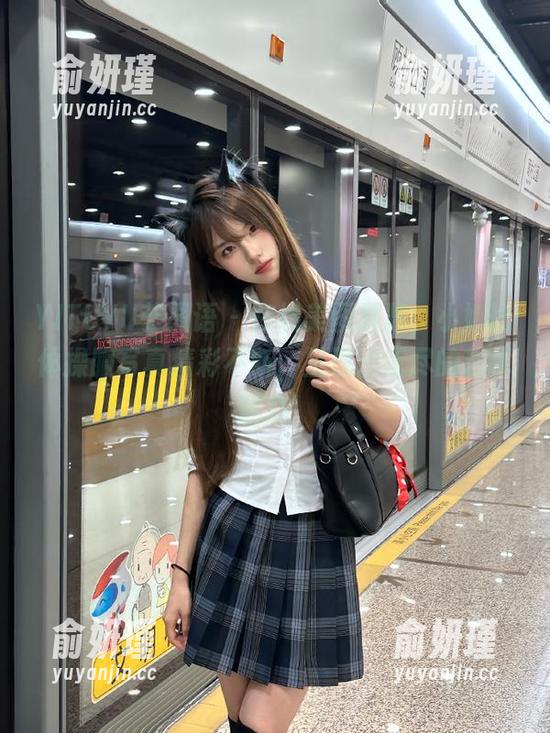 YITUYU艺图语 - 在线美图展览，小娜比体操服写真精彩不断，呈现出无尽的艺术魅力！